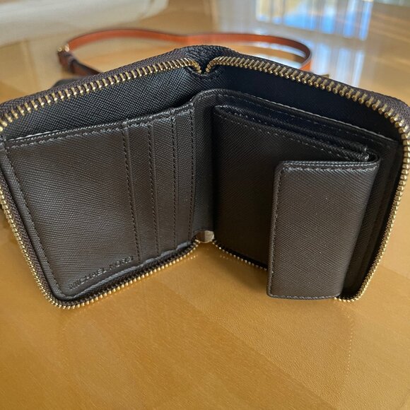 Michael Kors Fulton Flap GSST Crossbody bag & Cardholder Wallet - Brown - Picture 5 of 8